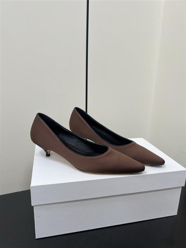 2025112717394169 310